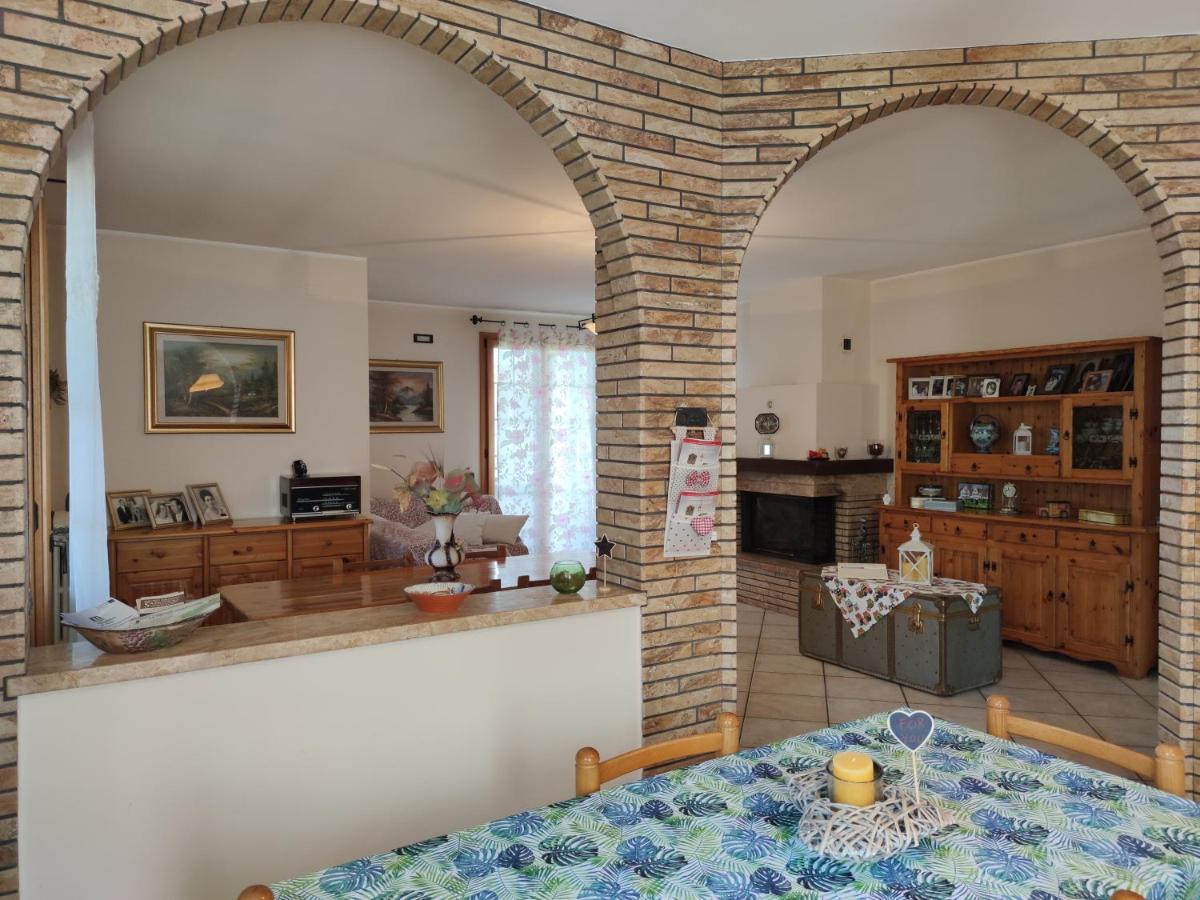 Relax In Collina A Due Passi Dal Mare Apartman Torriana Kültér fotó