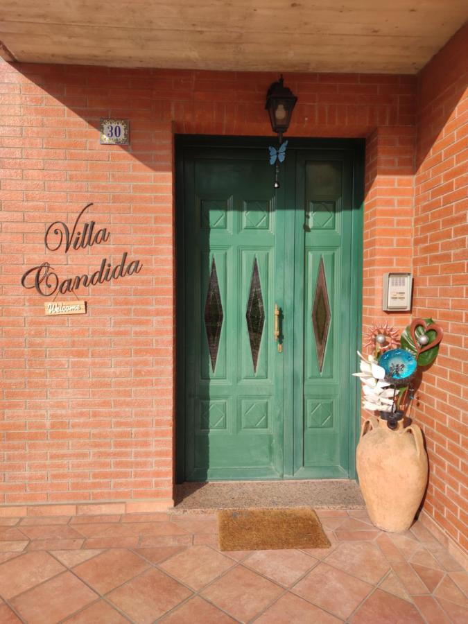 Relax In Collina A Due Passi Dal Mare Apartman Torriana Kültér fotó